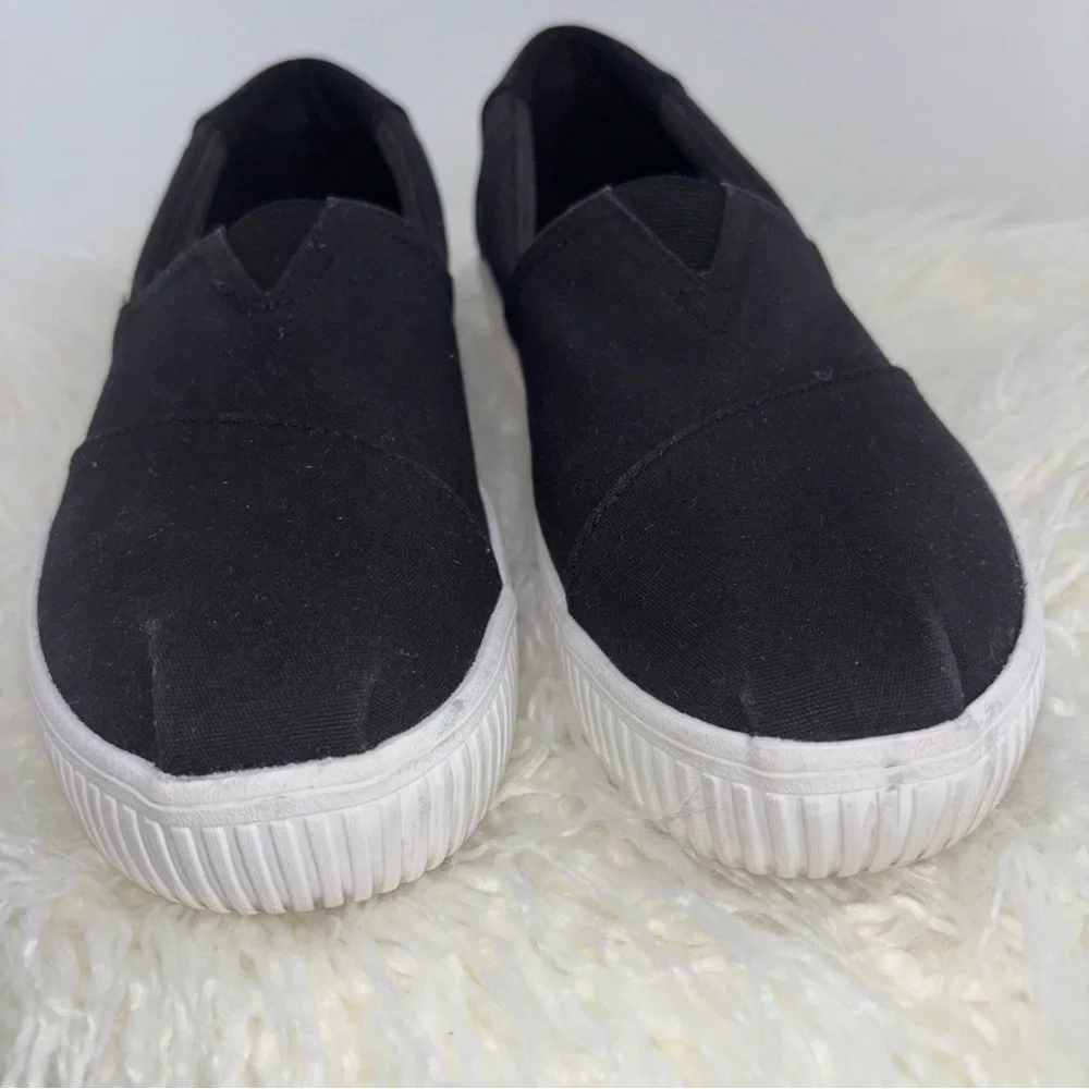TOMS Women 9.5M Alpargata Platform Canvas Slip On Shoes‎ Black White